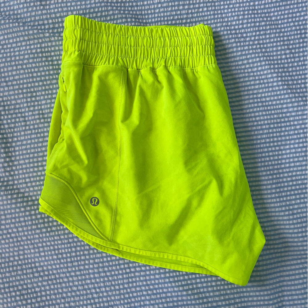 LULULEMON HOTTY HOT SHORTS